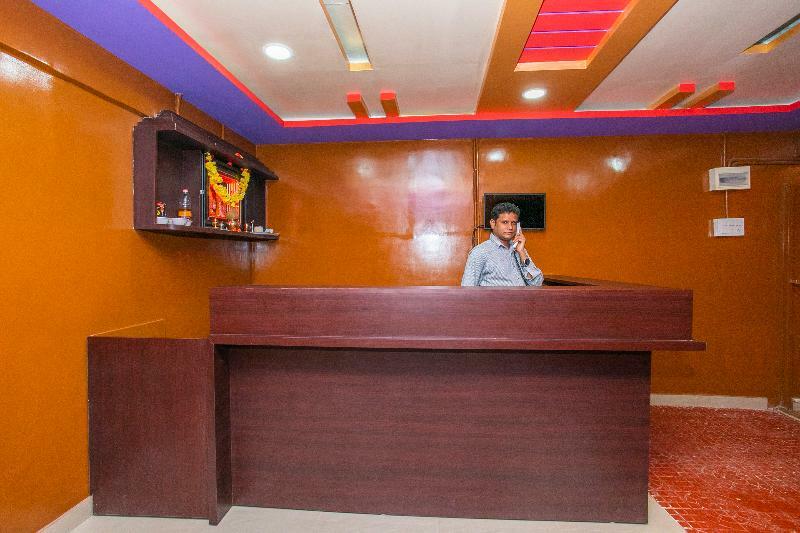 Flagship Sri Hari Premium Comforts Near Sandhya Digital 4K Theatre Bangalore Bagian luar foto
